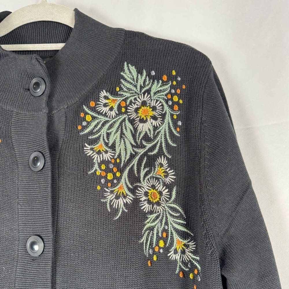 Bob Mackie Embroidered Cardigan NWT Large Artsy Floral Grandma Lagenlook Pockets